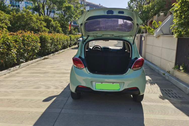 Used CHANGAN Benni E-Star 2021 National Edition Colorful Version Lithium Iron Phosphate (31.95 kWh) Trunk