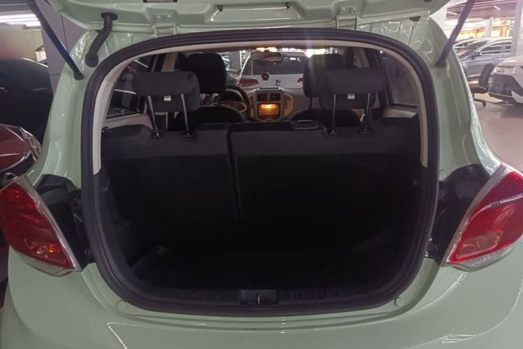 Used CHANGAN Benni E-Star 2021 National Edition Xin Yue Version Lithium-Ion Battery Trunk