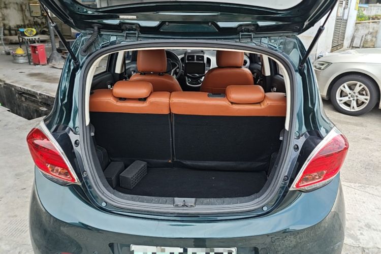 Used CHANGAN Benni E-Star 2021 National Edition Xin Yue Version Lithium Iron Phosphate (31.86 kWh) Trunk