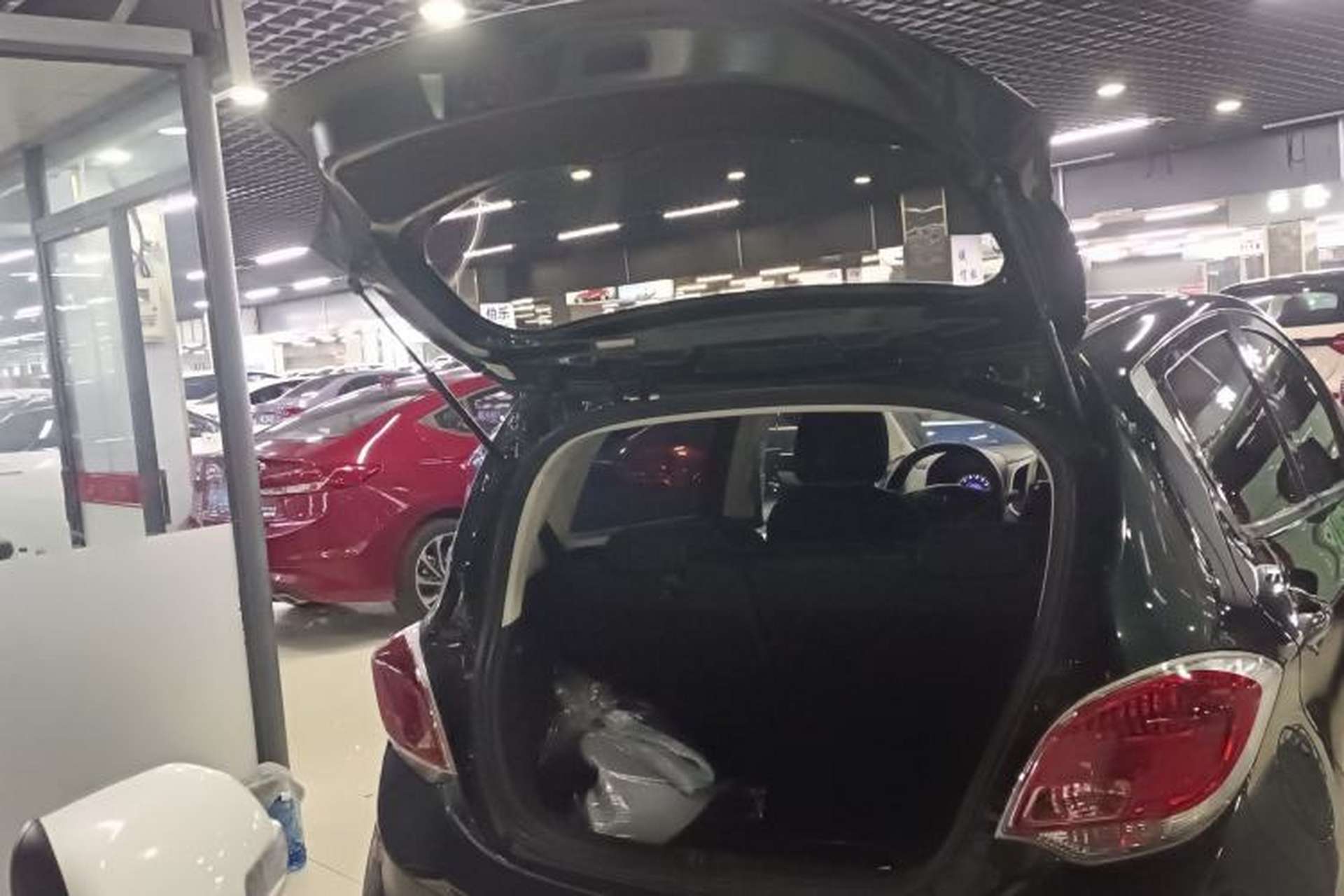 Used CHANGAN Benni E-Star 2021 National Edition Xin Yue Version Lithium Iron Phosphate (31.86 kWh) Trunk