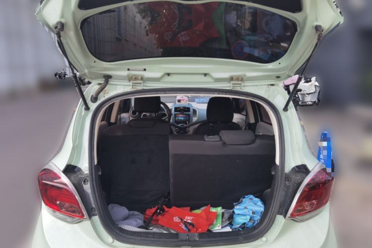 Used CHANGAN Benni E-Star 2021 National Edition Colorful Version Lithium Iron Phosphate (31.18 kWh) Trunk