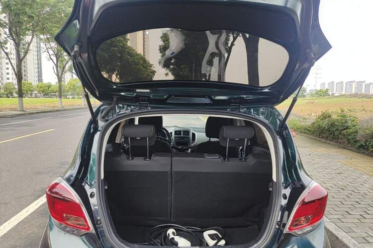 Used CHANGAN Benni E-Star 2021 National Edition Xin Yue Version Lithium Iron Phosphate (31.95 kWh) Trunk