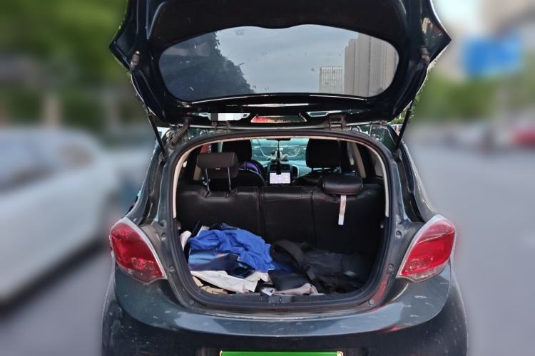 Used CHANGAN Benni E-Star 2021 National Edition Xin Yue Version Lithium Iron Phosphate (31.86 kWh) Trunk