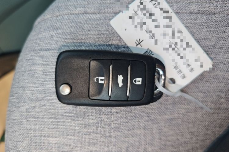 Used CHANGAN Benni E-Star 2021 National Edition Colorful Version Lithium Iron Phosphate (31.86 kWh) Vehicle Key