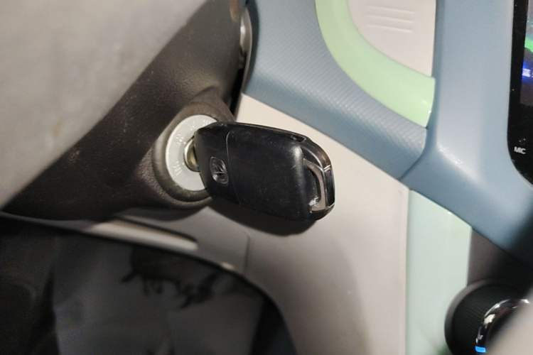 Used CHANGAN Benni E-Star 2021 National Edition Colorful Version Lithium Iron Phosphate (31.95 kWh) Vehicle Key