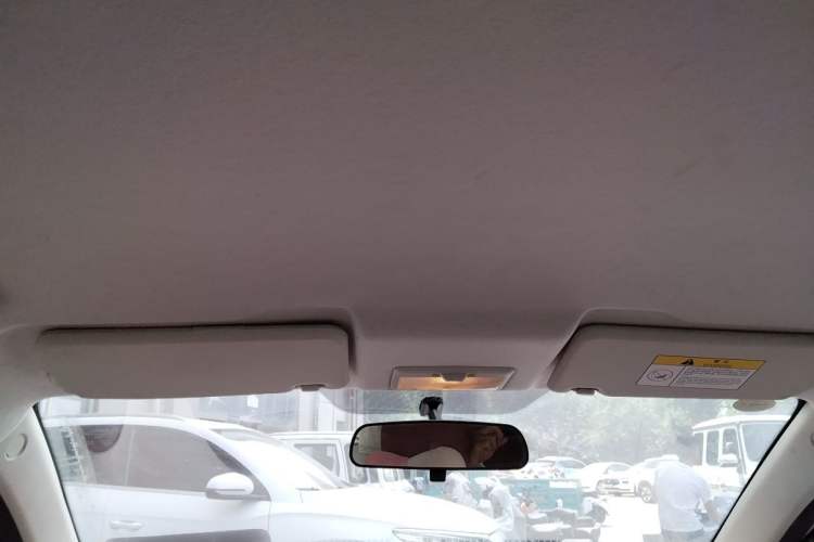 Used CHANGAN Benni E-Star 2021 National Edition Colorful Version Lithium Iron Phosphate (31.86 kWh) Headliner