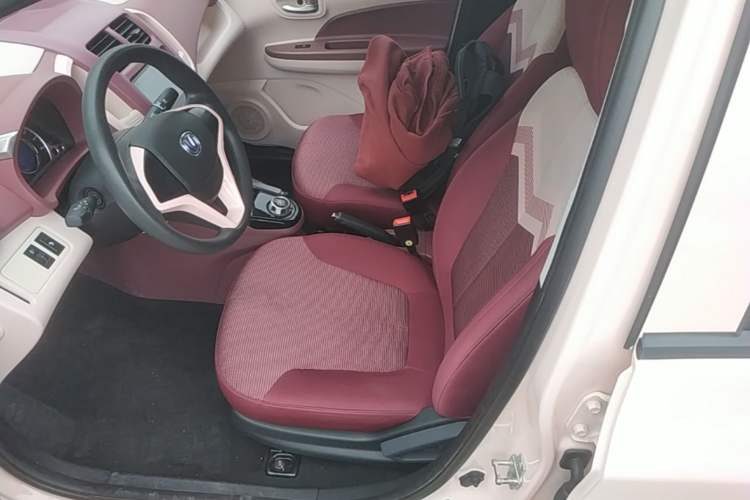 Used CHANGAN Benni E-Star 2021 National Edition Colorful Version Lithium Iron Phosphate (31.86 kWh) Left Front Seat