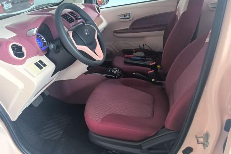 Used CHANGAN Benni E-Star 2021 National Edition Xin Yue Version (Fast-Charging Edition) Lithium Iron Phosphate (31.18 kWh) Left Front Seat