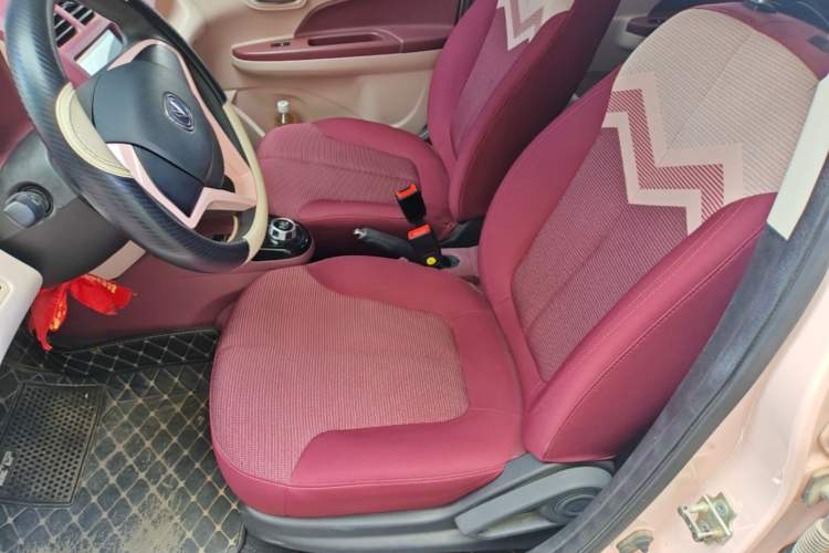 Used CHANGAN Benni E-Star 2021 National Edition Colorful Version Lithium Iron Phosphate (31.95 kWh) Left Front Seat
