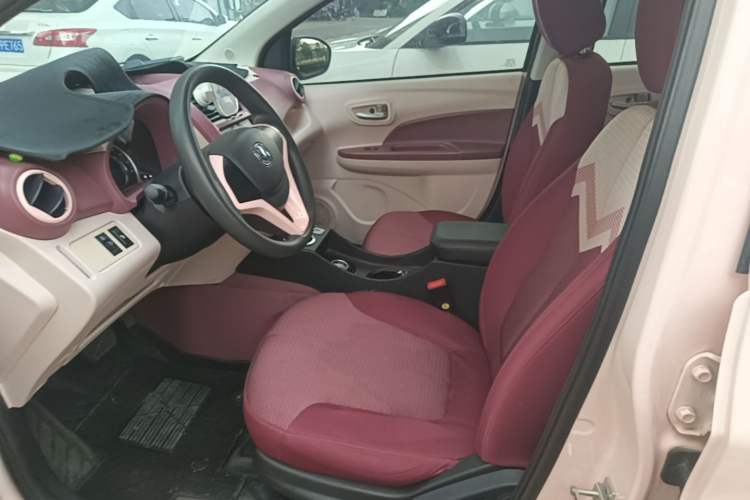 Used CHANGAN Benni E-Star 2021 National Edition Colorful Version Lithium Iron Phosphate (31.86 kWh) Left Front Seat