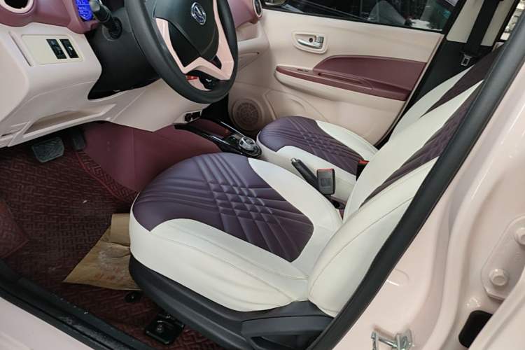 Used CHANGAN Benni E-Star 2021 National Edition Colorful Version Lithium Iron Phosphate (31.86 kWh) Left Front Seat