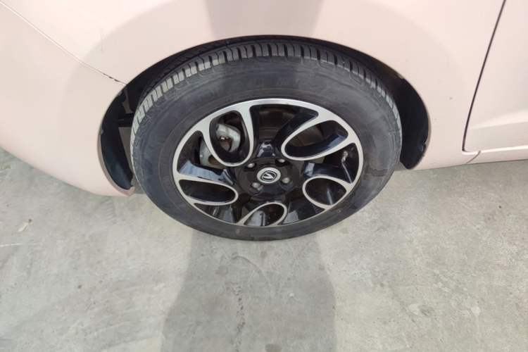 Used CHANGAN Benni E-Star 2021 National Edition Colorful Version Lithium Iron Phosphate (31.86 kWh) Left Front Wheel Hub