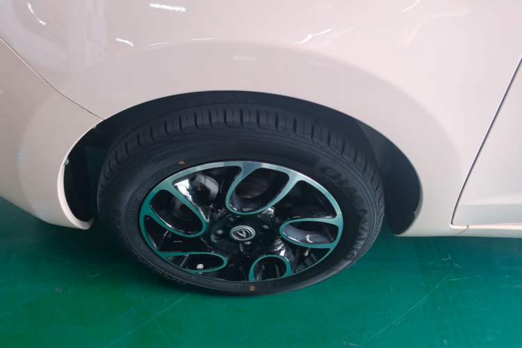 Used CHANGAN Benni E-Star 2021 National Edition Xin Yue Version (Fast-Charging Edition) Lithium Iron Phosphate (31.18 kWh) Left Front Wheel Hub