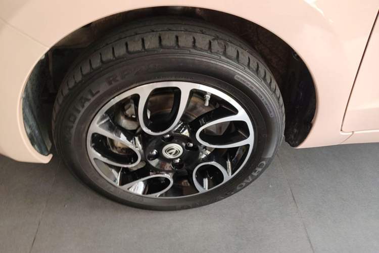 Used CHANGAN Benni E-Star 2021 National Edition Colorful Version Lithium Iron Phosphate (31.86 kWh) Left Front Wheel Hub
