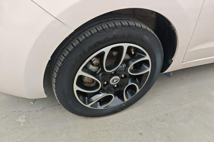 Used CHANGAN Benni E-Star 2021 National Edition Colorful Version Lithium Iron Phosphate (31.86 kWh) Left Front Wheel Hub