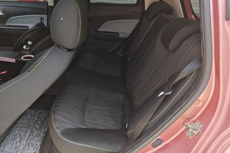 Used CHANGAN Benni E-Star 2021 National Edition Xin Yue Version (Fast-Charging Edition) Lithium Iron Phosphate (31.95 kWh) Left Rear Seat