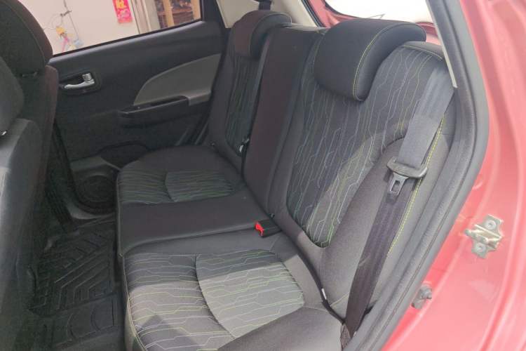 Used CHANGAN Benni E-Star 2021 National Edition Xin Yue Version (Fast-Charging Edition) Lithium Iron Phosphate (31.95 kWh) Left Rear Seat
