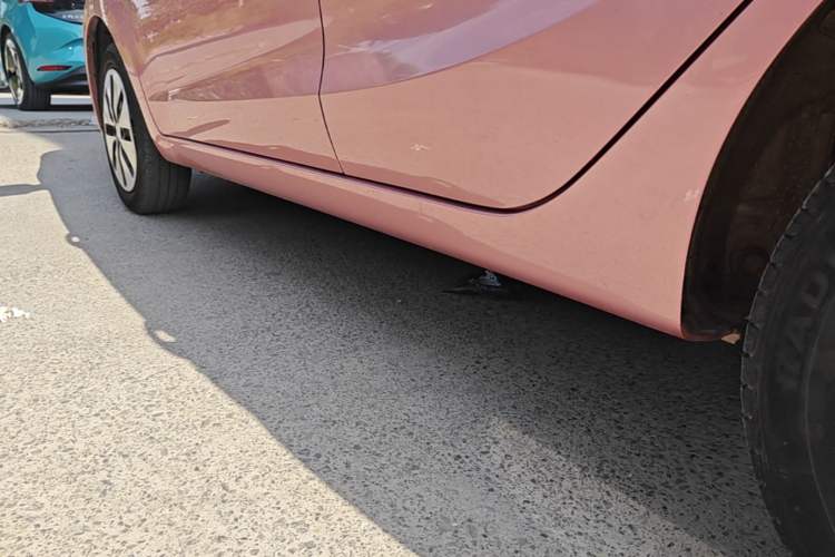 Used CHANGAN Benni E-Star 2021 National Edition Xin Yue Version (Fast-Charging Edition) Lithium Iron Phosphate (31.95 kWh) Left Side Sill