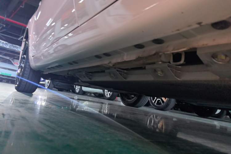 Used CHANGAN Benni E-Star 2021 National Edition Xin Yue Version (Fast-Charging Edition) Lithium Iron Phosphate (31.18 kWh) Left Side Sill