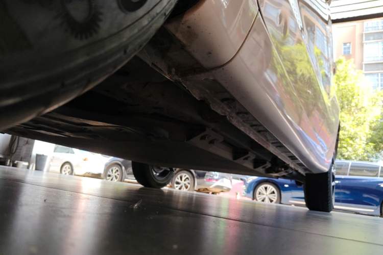 Used CHANGAN Benni E-Star 2021 National Edition Colorful Version Lithium Iron Phosphate (31.86 kWh) Left Side Sill