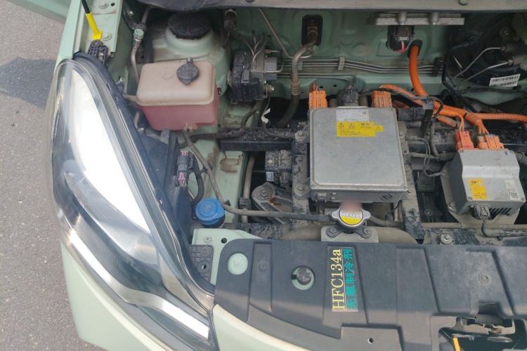 Used CHANGAN Benni E-Star 2021 National Edition Colorful Version Lithium Iron Phosphate (31.86 kWh) Engine Bay Right