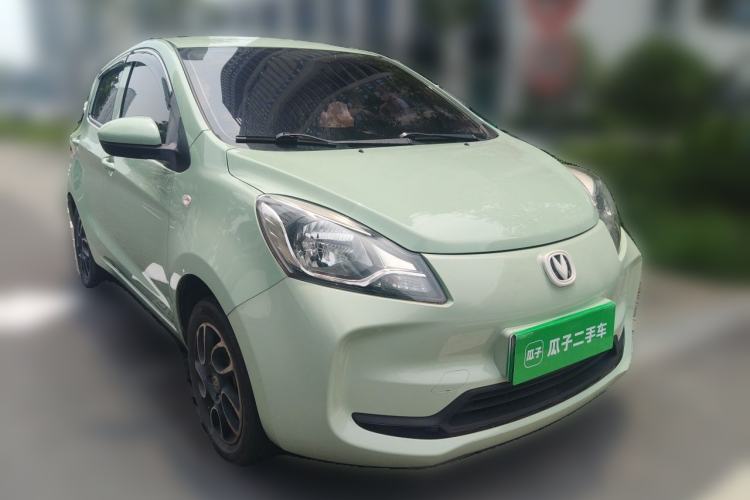 Used CHANGAN Benni E-Star 2021 National Edition Colorful Version Lithium Iron Phosphate (31.86 kWh) Front Right 45 Deg