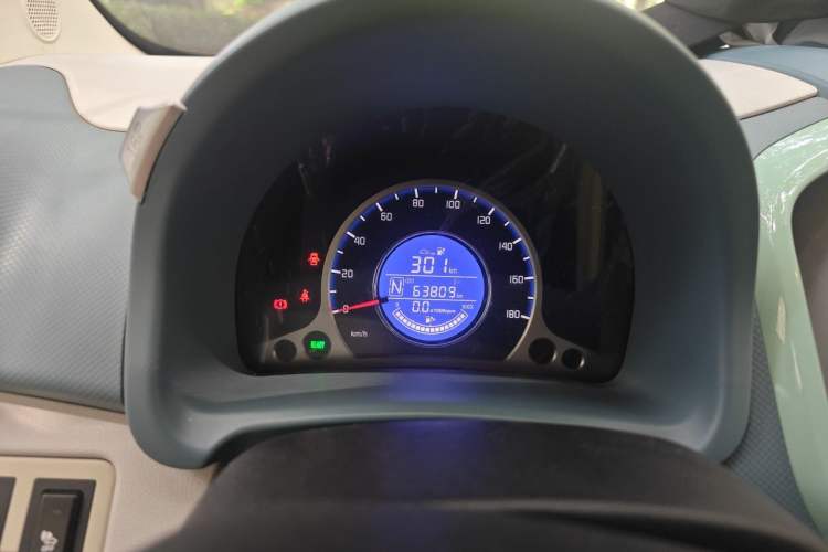 Used CHANGAN Benni E-Star 2021 National Edition Colorful Version Lithium Iron Phosphate (31.18 kWh) Odometer Close Up