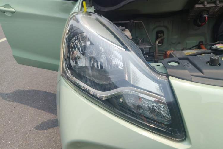 Used CHANGAN Benni E-Star 2021 National Edition Colorful Version Lithium Iron Phosphate (31.86 kWh) Right Front Headlight