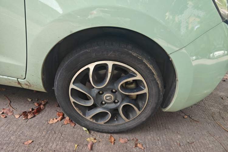 Used CHANGAN Benni E-Star 2021 National Edition Colorful Version Lithium Iron Phosphate (31.18 kWh) Right Front Wheel Hub
