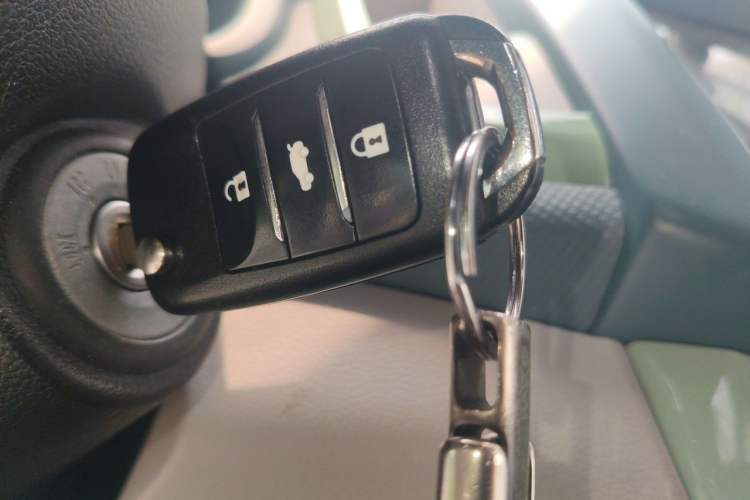 Used CHANGAN Benni E-Star 2021 National Edition Colorful Version Lithium Iron Phosphate (31.86 kWh) Vehicle Key