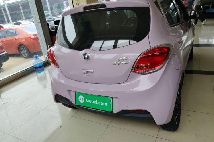 Used CHANGAN Benni E-Star 2021 National Edition Colorful Version Lithium Iron Phosphate (31.86 kWh) Rear