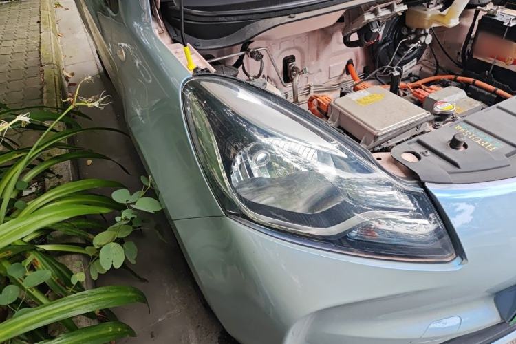 Used CHANGAN Benni E-Star 2021 National Edition Colorful Version Lithium Iron Phosphate (31.95 kWh) Right Front Headlight