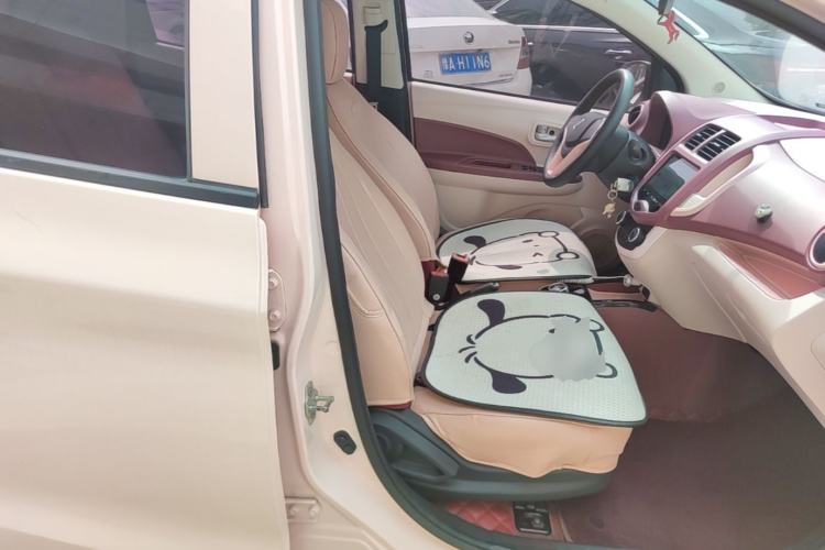 Used CHANGAN Benni E-Star 2021 National Edition Colorful Version Lithium Iron Phosphate (31.86 kWh) Right Front Seat
