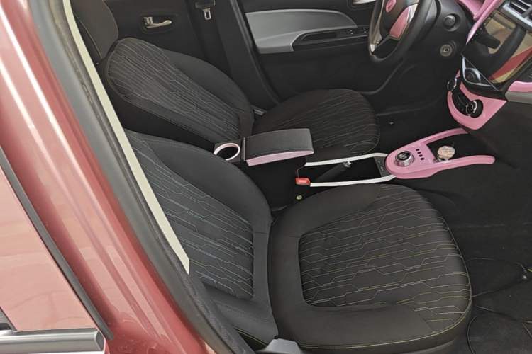 Used CHANGAN Benni E-Star 2021 National Edition Xin Yue Version (Fast-Charging Edition) Lithium Iron Phosphate (31.95 kWh) Right Front Seat