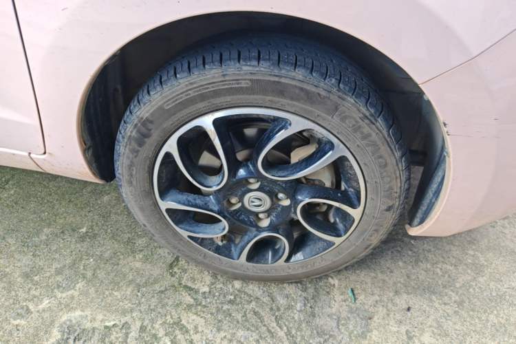 Used CHANGAN Benni E-Star 2021 National Edition Colorful Version Lithium Iron Phosphate (31.95 kWh) Right Front Wheel Hub