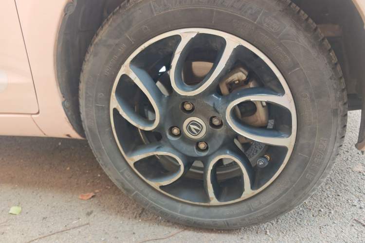 Used CHANGAN Benni E-Star 2021 National Edition Xinyi Edition Lithium Iron Phosphate (31.95 kWh) Right Front Wheel Hub