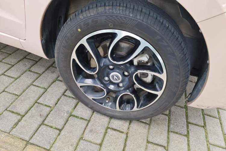 Used CHANGAN Benni E-Star 2021 National Edition Colorful Version Lithium Iron Phosphate (31.86 kWh) Right Front Wheel Hub