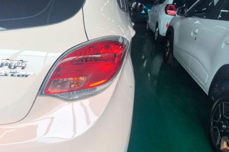 Used CHANGAN Benni E-Star 2021 National Edition Xin Yue Version (Fast-Charging Edition) Lithium Iron Phosphate (31.18 kWh) Right Rear Taillight