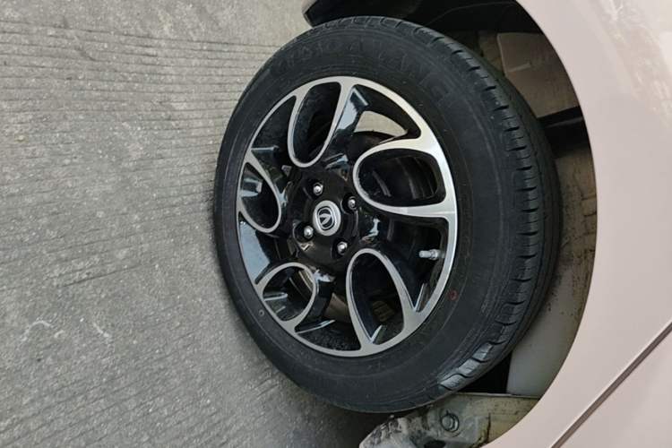 Used CHANGAN Benni E-Star 2021 National Edition Colorful Version Lithium Iron Phosphate (31.86 kWh) Right Rear Wheel Hub