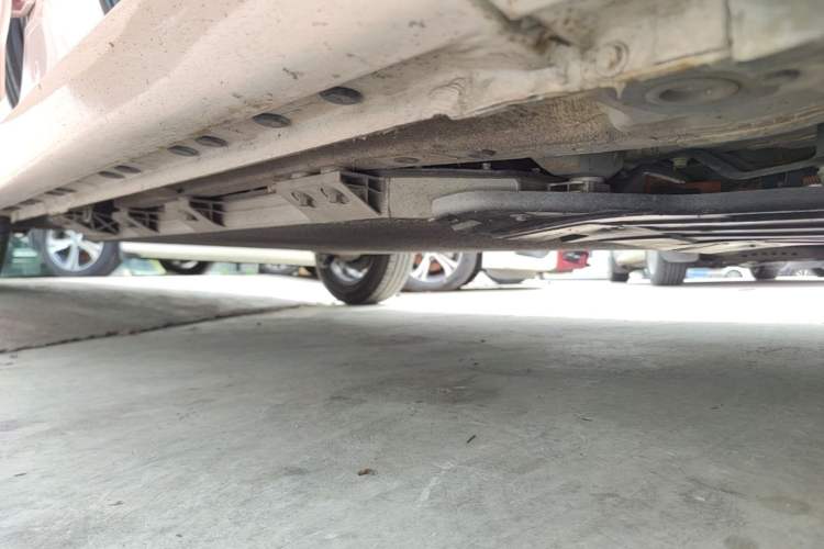 Used CHANGAN Benni E-Star 2021 National Edition Colorful Version Lithium Iron Phosphate (31.86 kWh) Right Side Sill