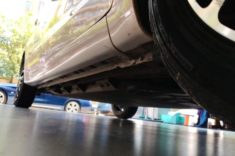 Used CHANGAN Benni E-Star 2021 National Edition Colorful Version Lithium Iron Phosphate (31.86 kWh) Right Side Sill