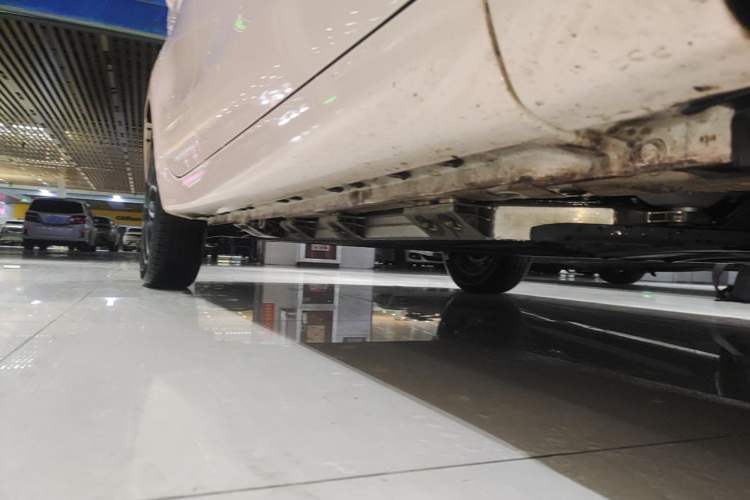 Used CHANGAN Benni E-Star 2021 National Edition Colorful Version Lithium Iron Phosphate (31.86 kWh) Right Side Sill