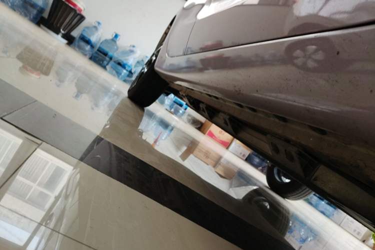 Used CHANGAN Benni E-Star 2021 National Edition Colorful Version Lithium Iron Phosphate (31.86 kWh) Right Side Sill