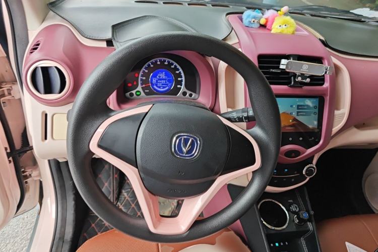 Used CHANGAN Benni E-Star 2021 National Edition Colorful Version Lithium Iron Phosphate (31.95 kWh) Steering Wheel