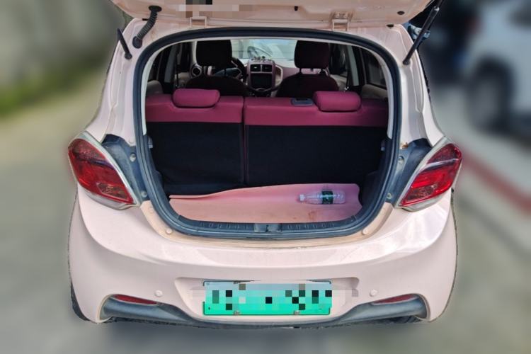 Used CHANGAN Benni E-Star 2021 National Edition Colorful Version Lithium Iron Phosphate (31.95 kWh) Trunk
