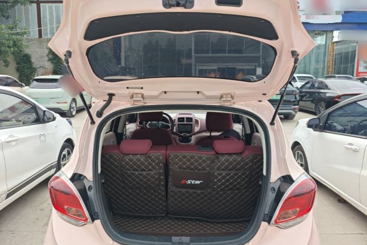 Used CHANGAN Benni E-Star 2021 National Edition Colorful Version Lithium Iron Phosphate (31.86 kWh) Trunk