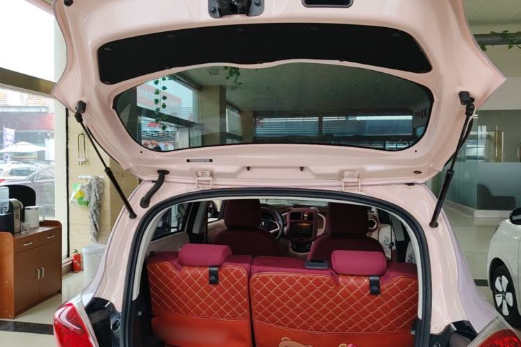 Used CHANGAN Benni E-Star 2021 National Edition Colorful Version Lithium Iron Phosphate (31.86 kWh) Trunk