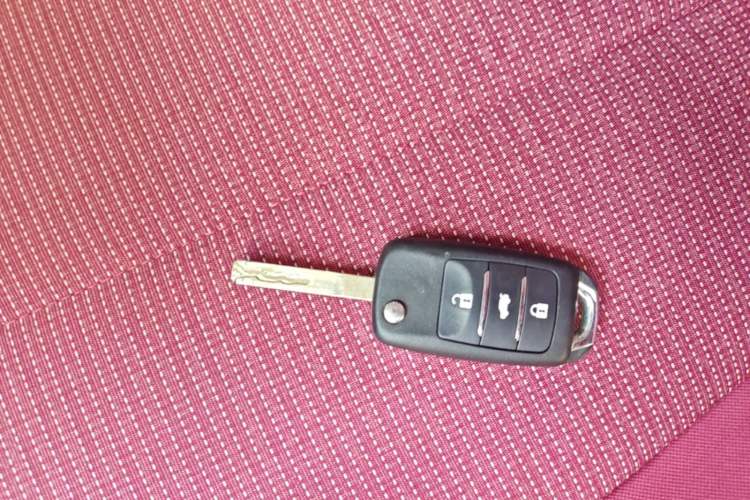 Used CHANGAN Benni E-Star 2021 National Edition Colorful Version Lithium Iron Phosphate (31.95 kWh) Vehicle Key