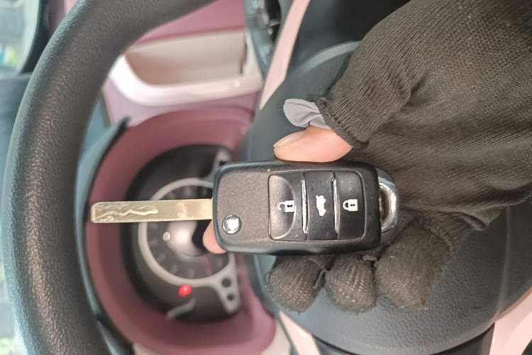 Used CHANGAN Benni E-Star 2021 National Edition Colorful Version Lithium Iron Phosphate (31.86 kWh) Vehicle Key