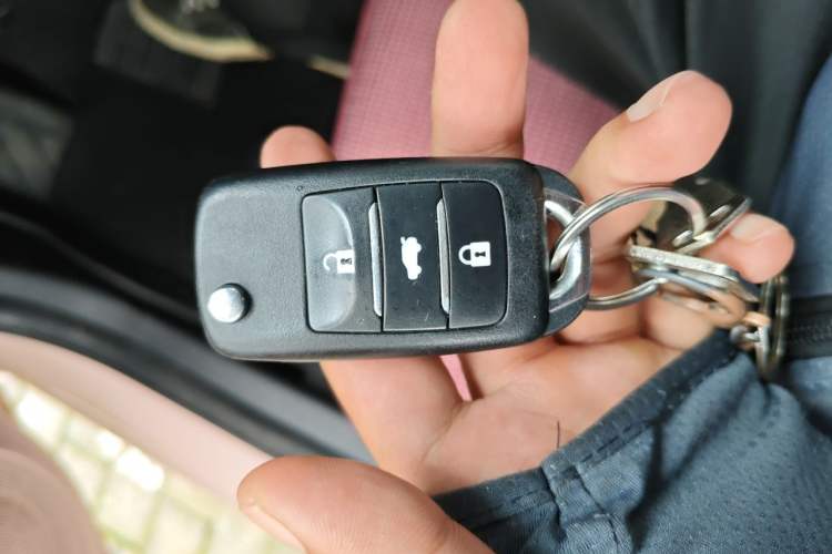 Used CHANGAN Benni E-Star 2021 National Edition Colorful Version Lithium Iron Phosphate (31.86 kWh) Vehicle Key